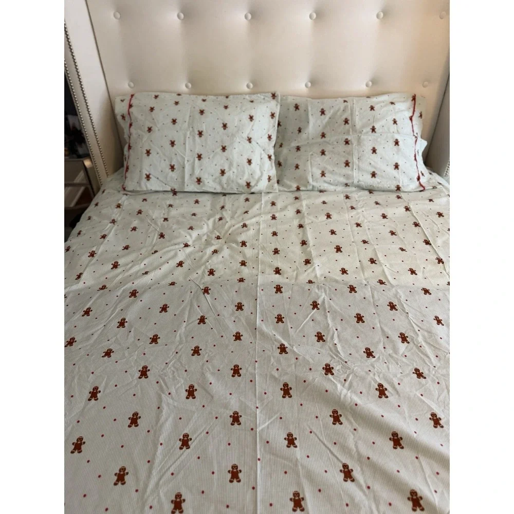 Pillowfort Gingerbread Man Full Queen Flat Sheet Pillowcases Christmas Holiday